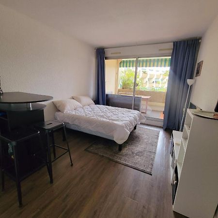 Studio 237 Port Camargue, Piscine, Climatisation, 2 Personnes Le Grau-du-Roi Εξωτερικό φωτογραφία